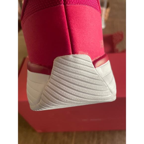 NEW Lane Eight relay Trainer Sneakers 12 Womens Hibiscus Lace Up Running Fitness - Picture 11 of 12